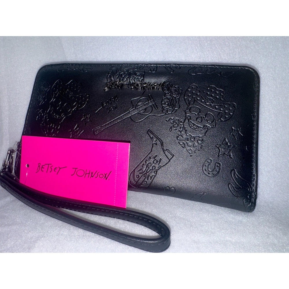 NWT Betsey Johnson Halloween Skull Cowboy Engraved Wallet Hand Wristlet